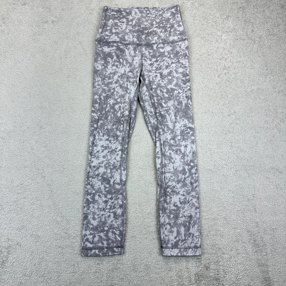 Lululemon Women's Align High Rise Crop 21" Leggings Size 2 Printed Gray Yoga